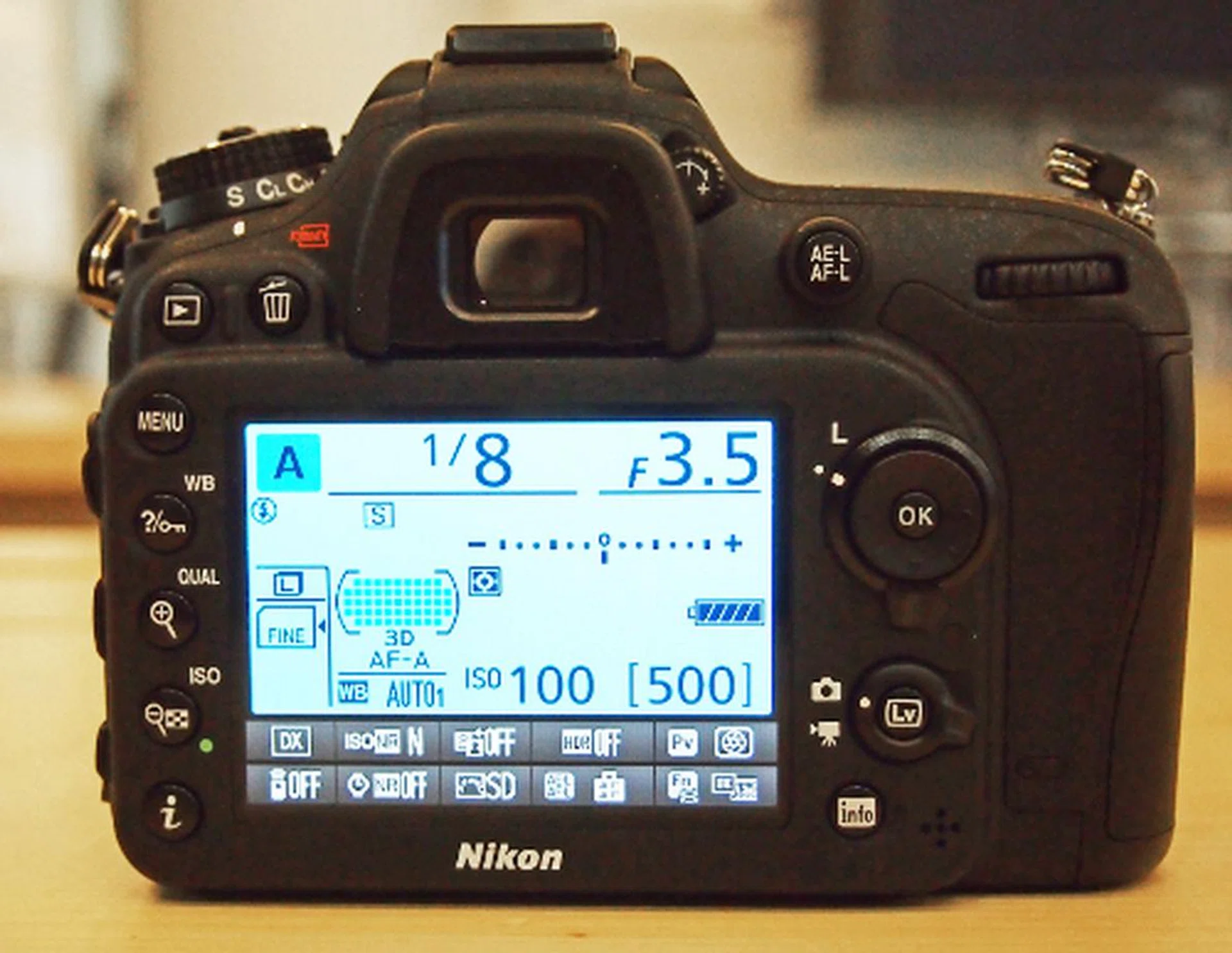 The LCD display of the D7100 did appear to be much brighter compared to past models. It also helps that the display is of a higher resolution as well. 