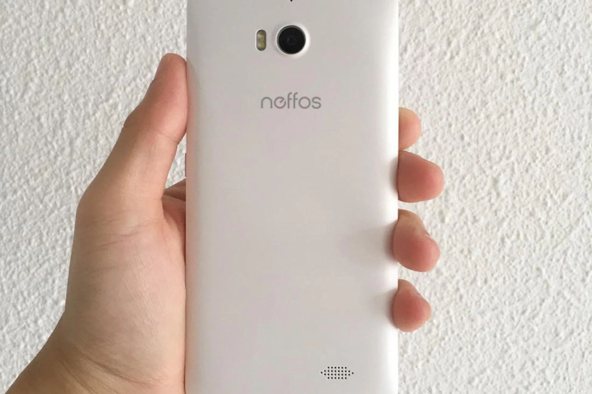 The white plastic cover may pick up dirt easily.