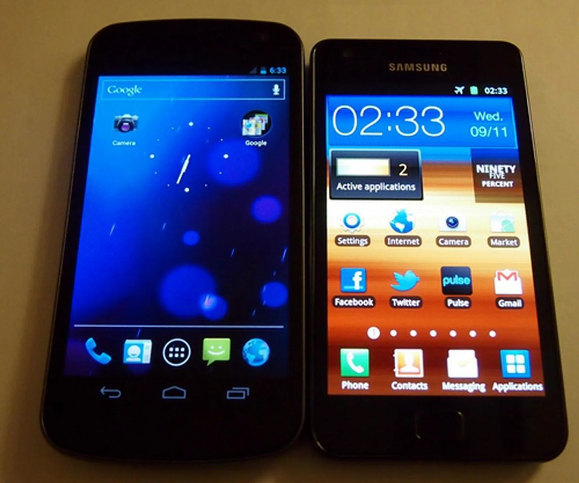 The 4.65-inch display of the Samsung Galaxy Nexus is only marginally larger than the 4.3-inch display of the Samsung Galaxy S II.