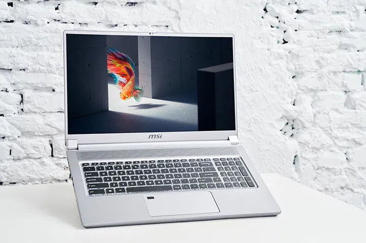 MSI Creator 17.