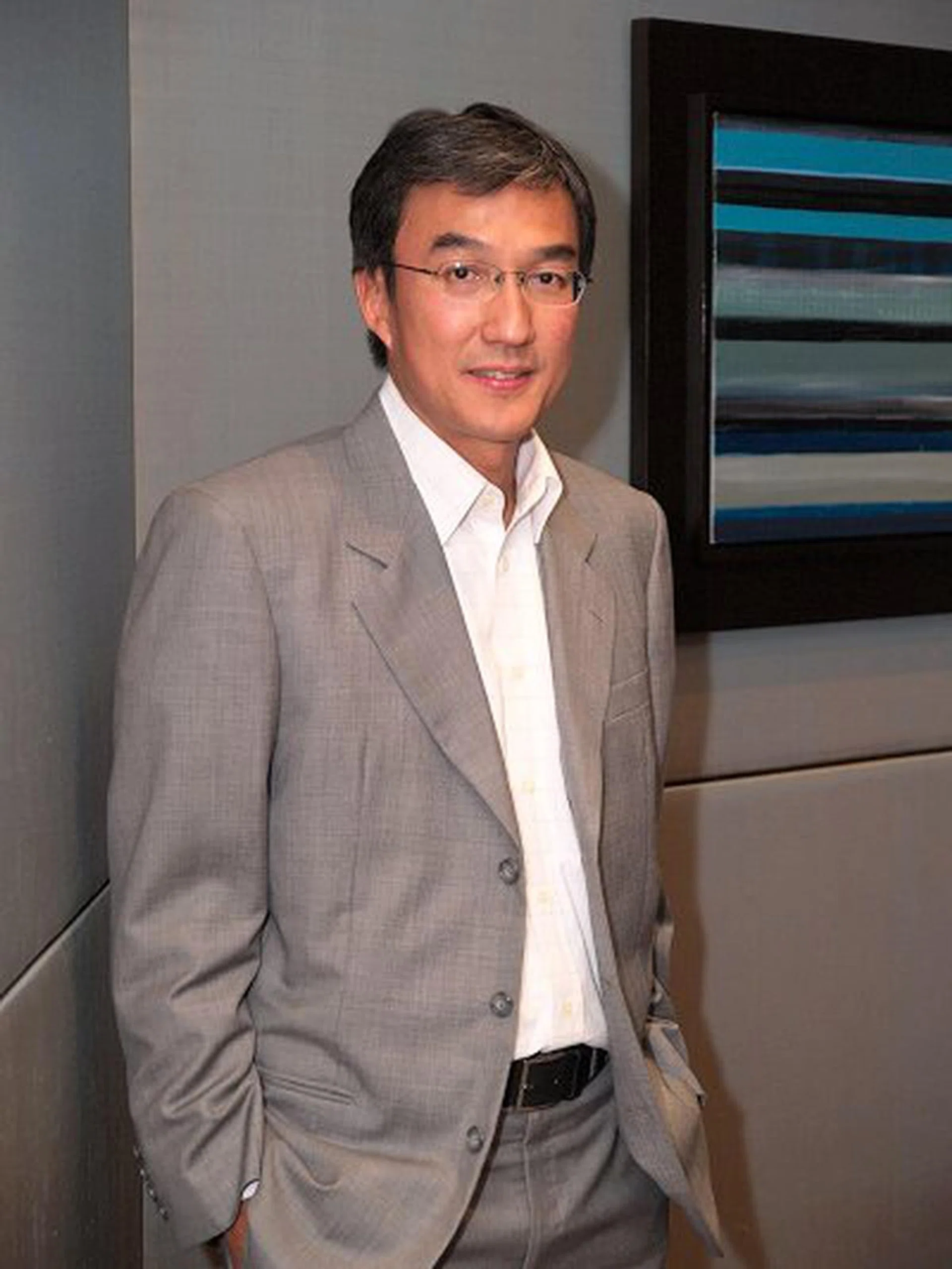 Bryan Low, Vice President for Sales and Marketing in South Asia at AMD managed to find time off his busy schedule to answer some of our burning questions of the AMD-ATI merger.
