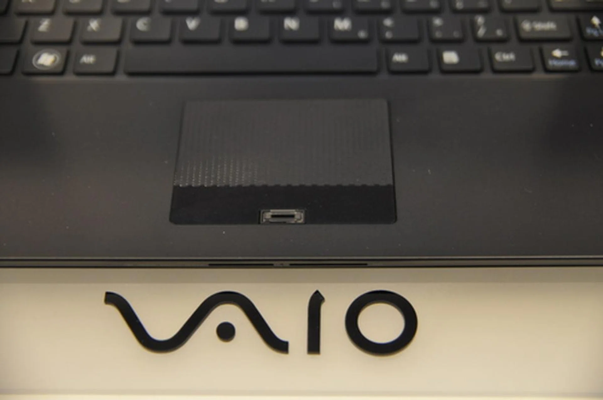 You can't expect a notebook classified for business usage without some form of security, which in the Vaio Z's case is the Biometric scanner, found below the textured trackpad.