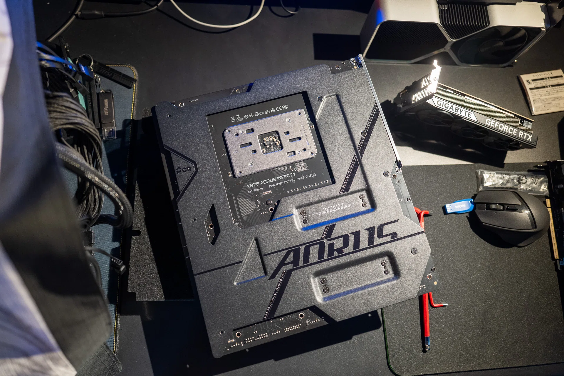 X870 Aorus Infinity back armour