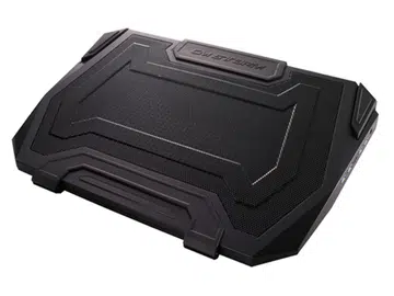 A giant amongst notebook coolers, this will swallow anything that's on the market right now.