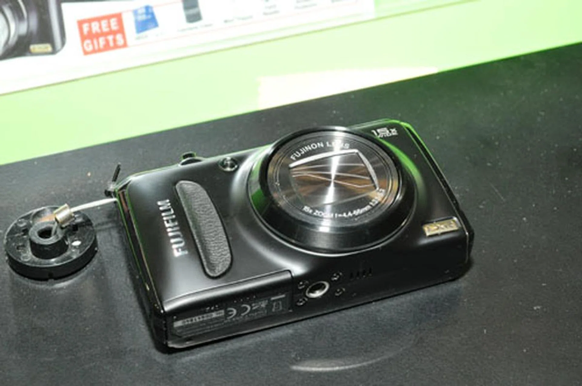 The Fujifilm F300 is another star buy, going for a low $399 instead of the usual $539. The 12MP camera has a long 15x optical zoom, and comes with free gifts like a 16GB memory card and battery.