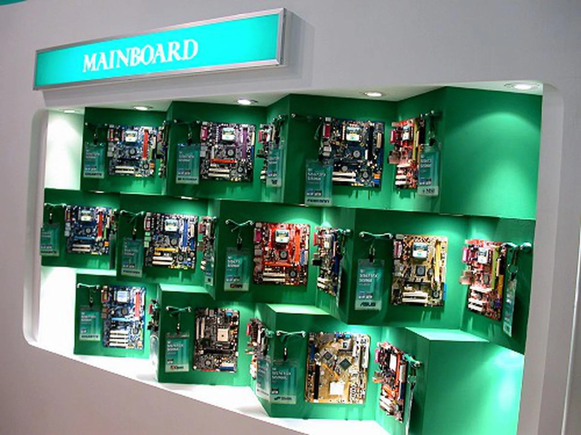  Here's a wall of motherboards bearing the new chipsets on the desktop front. The SiS 672 series has a faster and better-featured integrated Mirage 3+ graphics engine that's qualified for Windows Vista Premium logo certification versus the basic certification and a less competent video engine on the existing 671 series.  