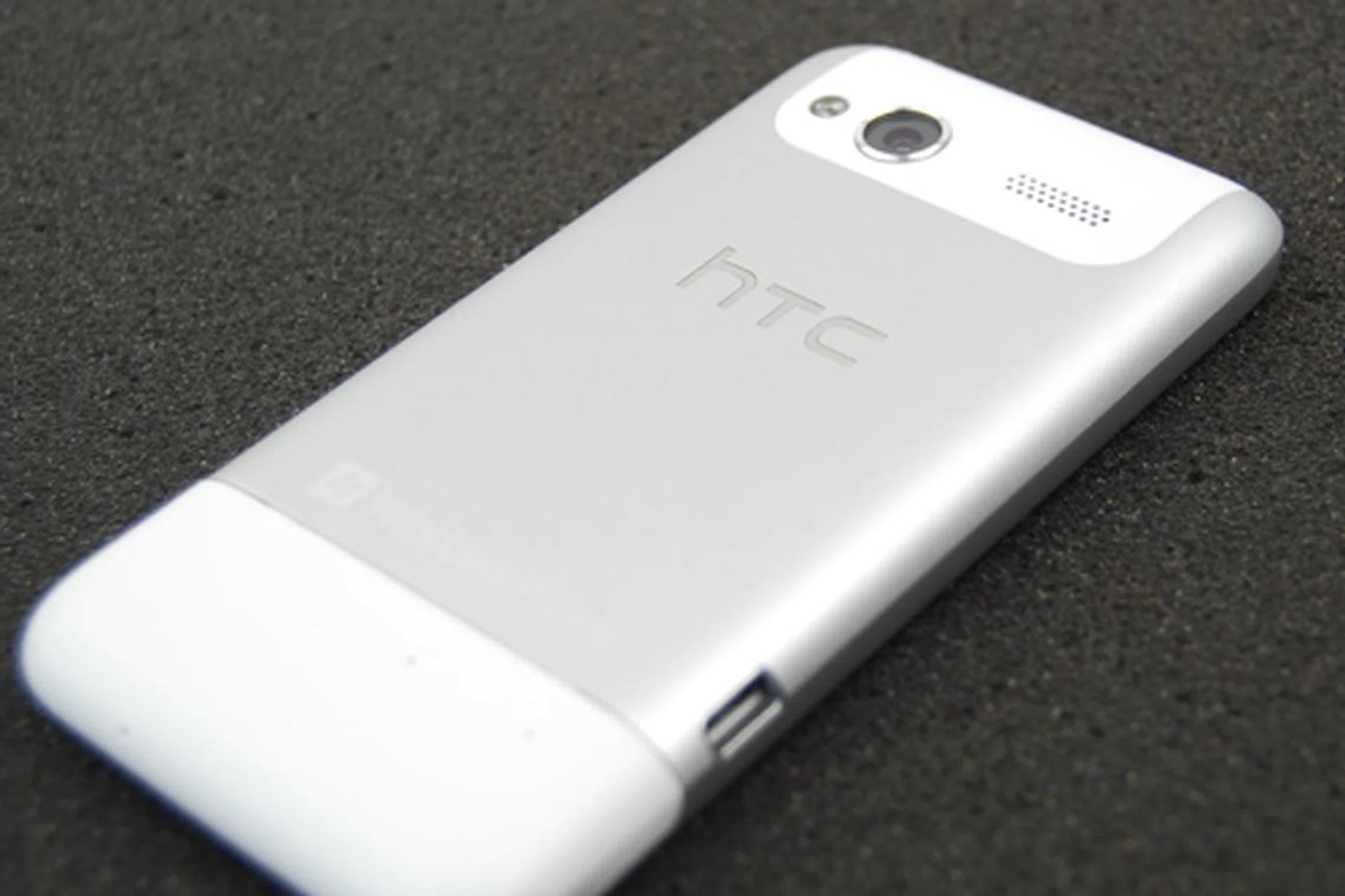 The Radar's attractive metallic chassis and its unibody design are both pleasing on the eyes and the hands.