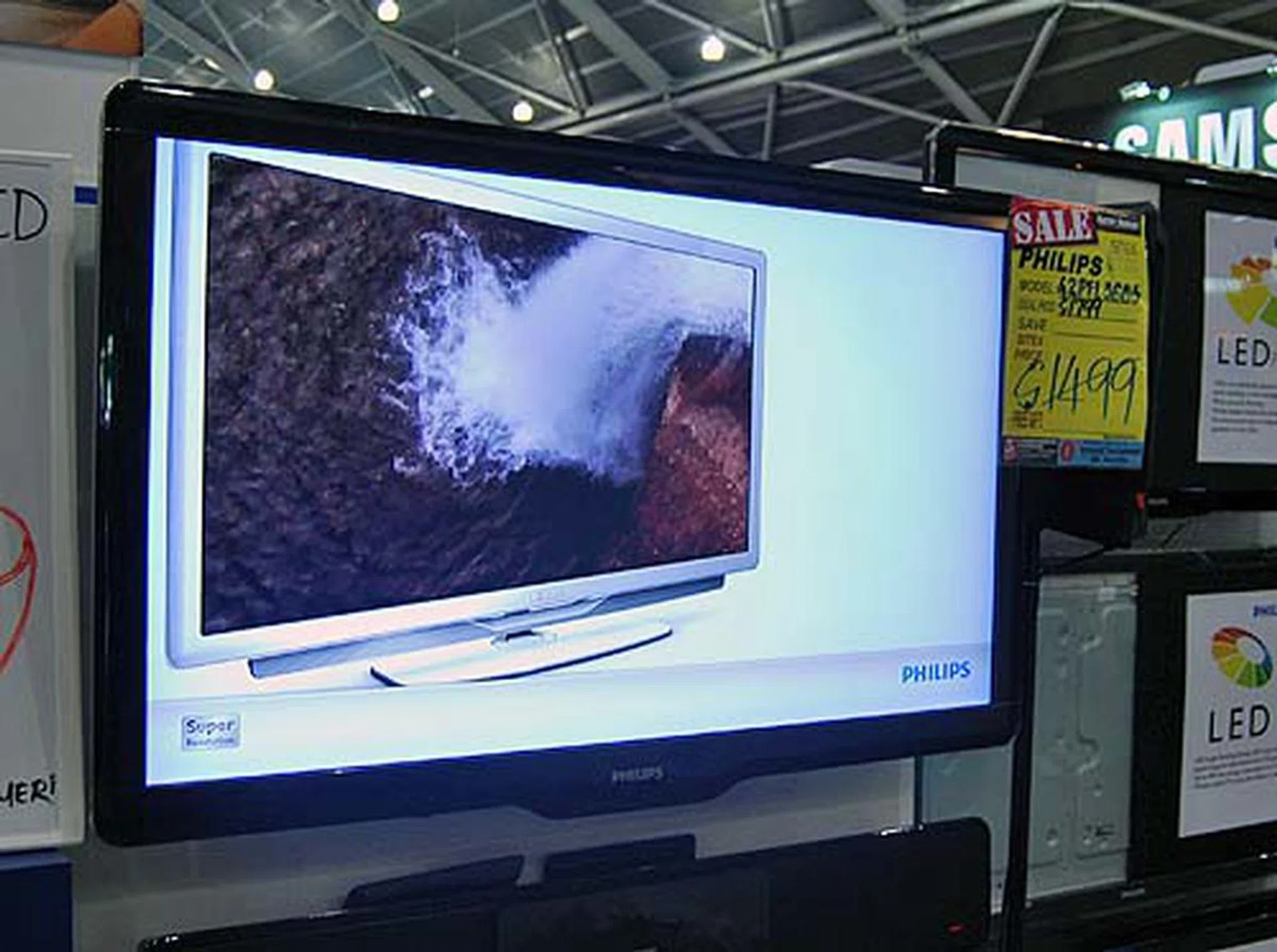We know a good bargain when we see one, and this 42-inch LCD TV comes with a pretty awesome price tag of just $749. But only if you're an early bird and only for the first 10 customers!