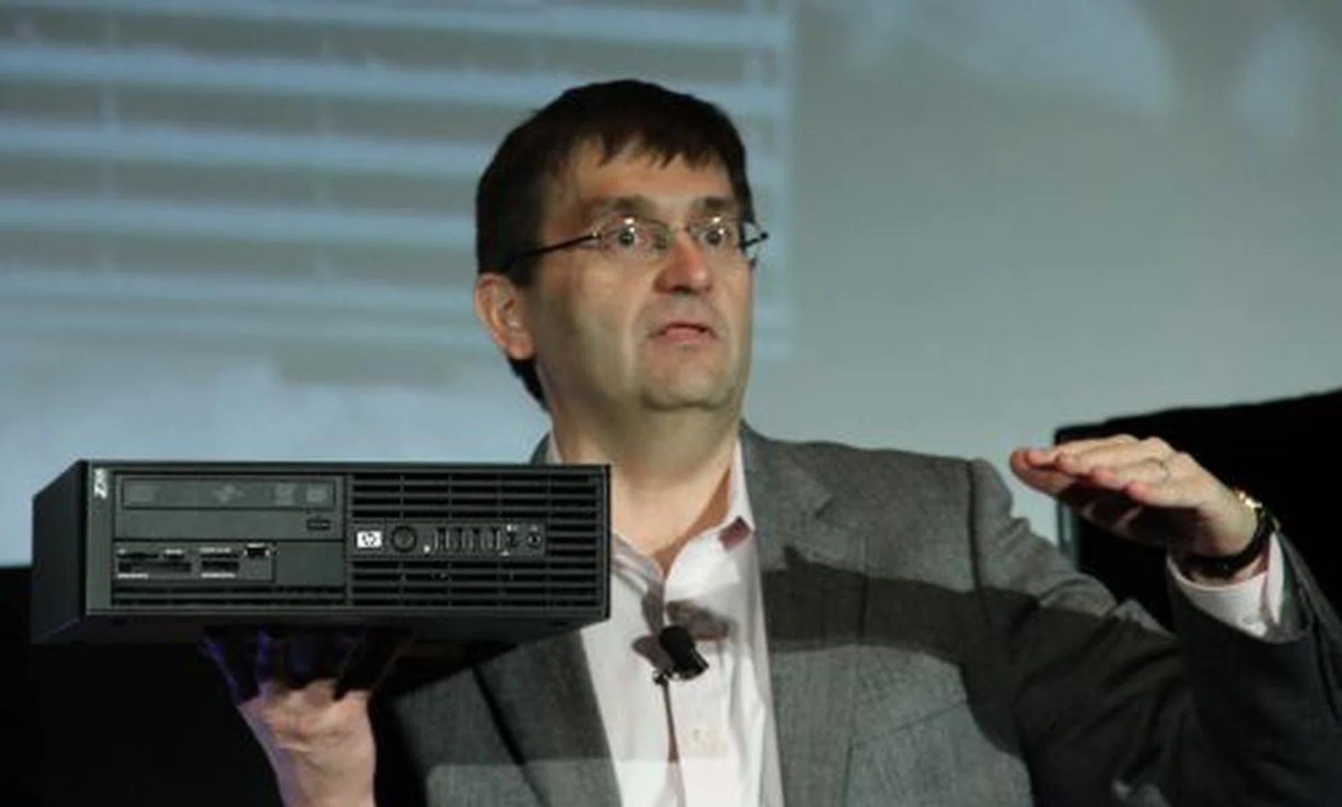 Terry Pilsner, Vice President for Global Workstation Research and Development at HP shows off the compact Z200 small form factor workstation.