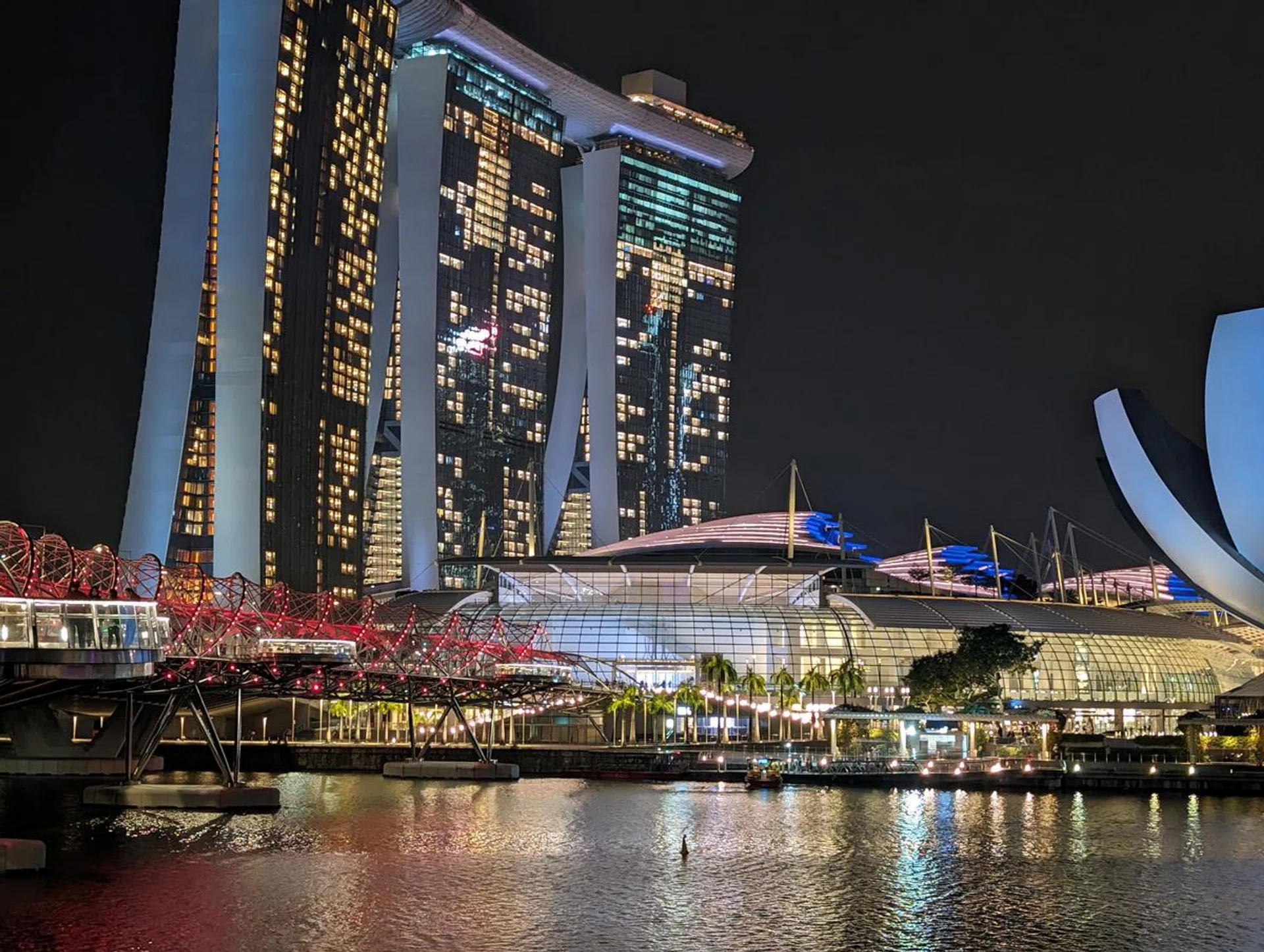 Google Pixel 8 Pro, 2x in-sensor zoom.