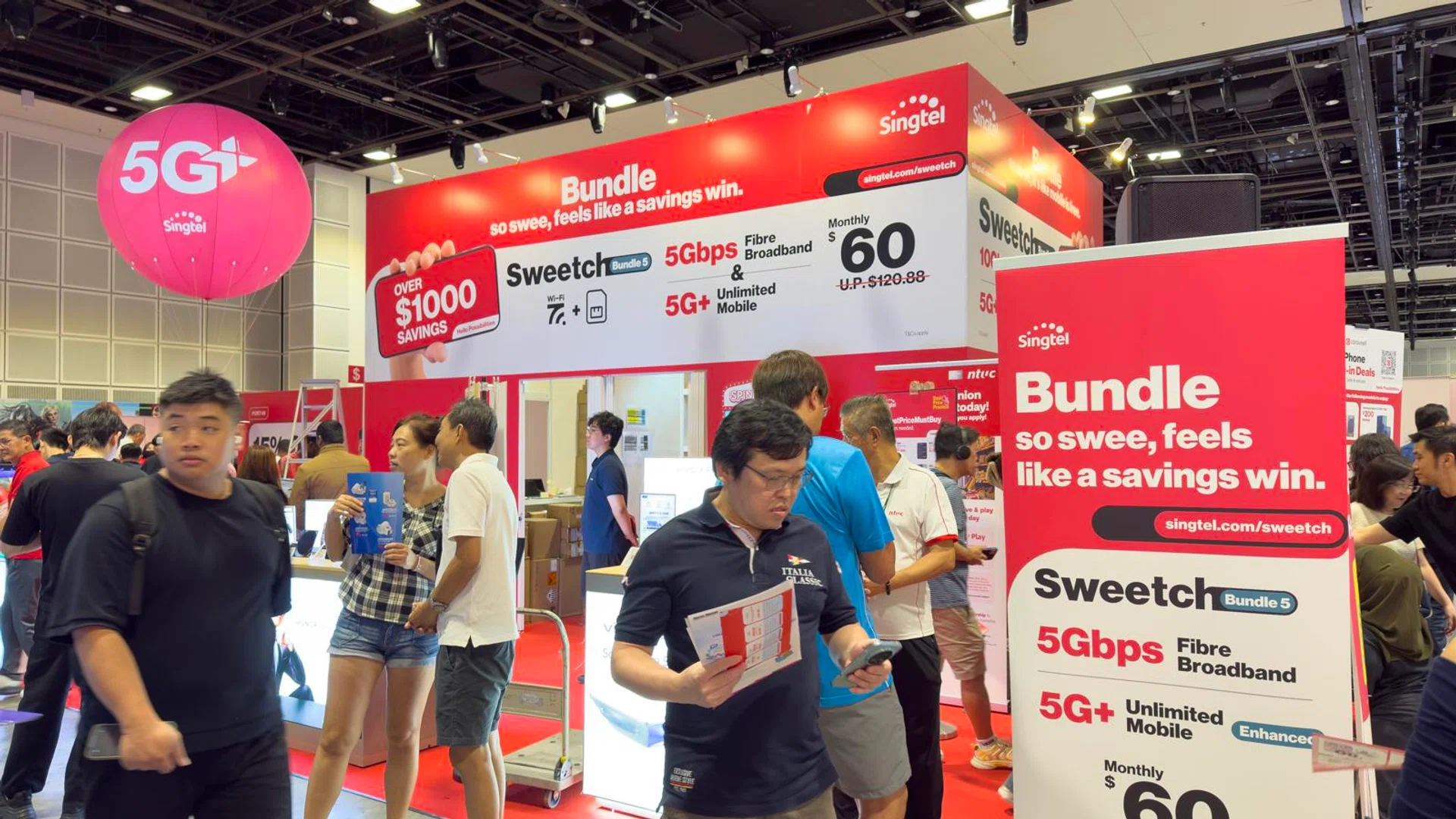 Singtel Sweetch broadband and mobile plan IT Show 2026