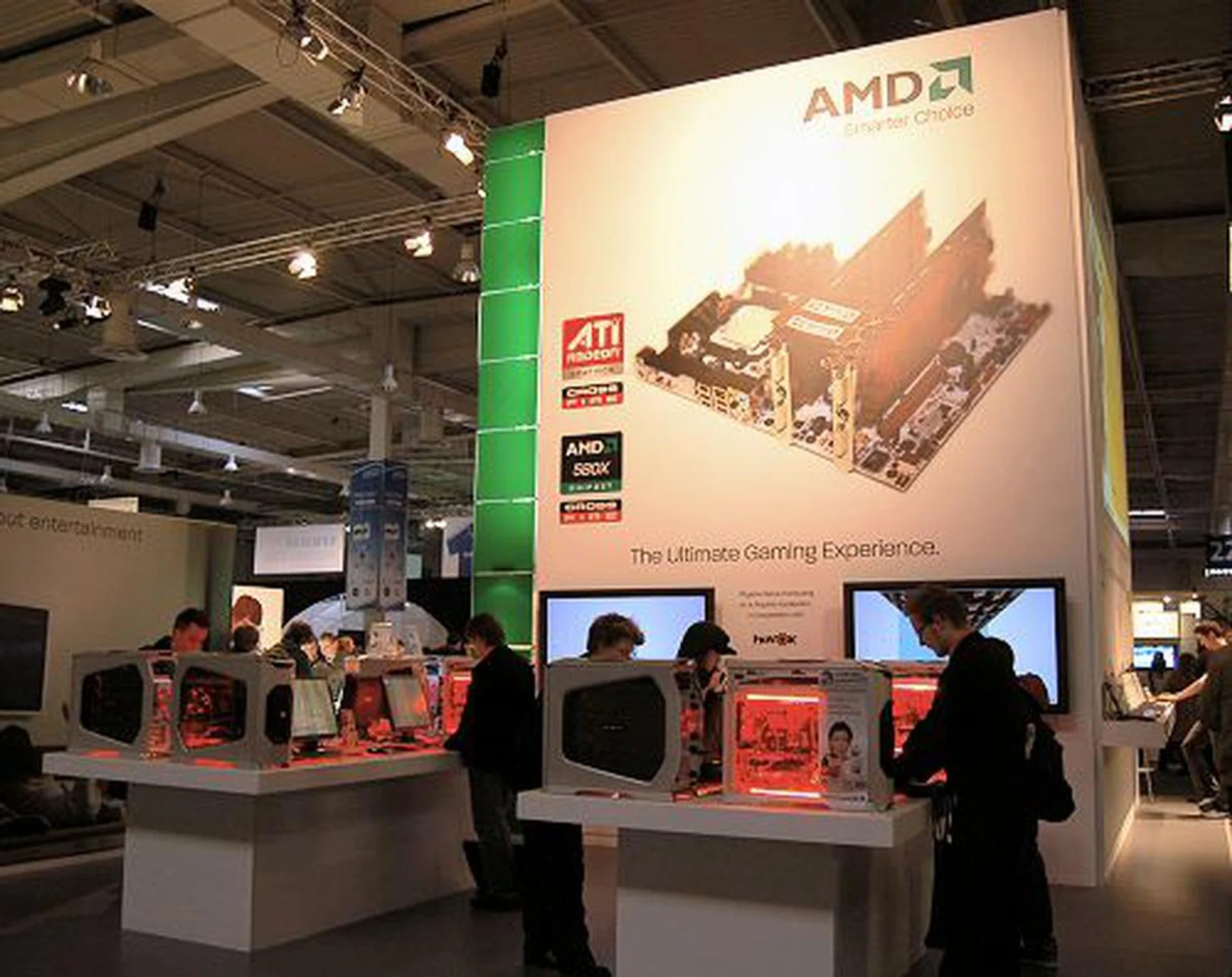  Once AMD partnered NVIDIA in showcasing their gaming machines, now it's all ATI and the red glow certainly enforces this. This area was dedicated to end-users trying out their high-end CrossFire gaming rigs.  