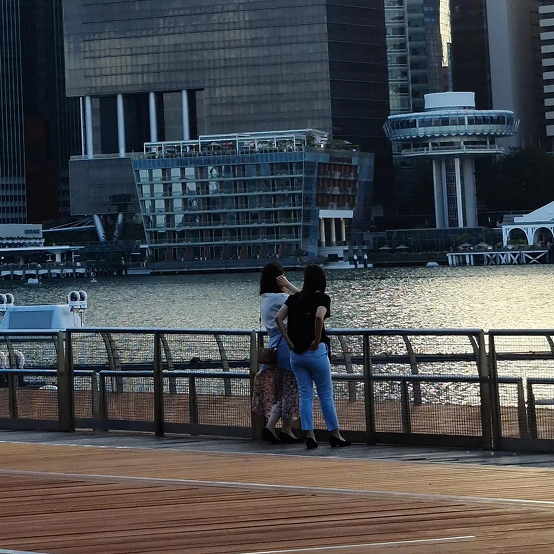 108MP image 100% crop. (Click to view full-size image.)