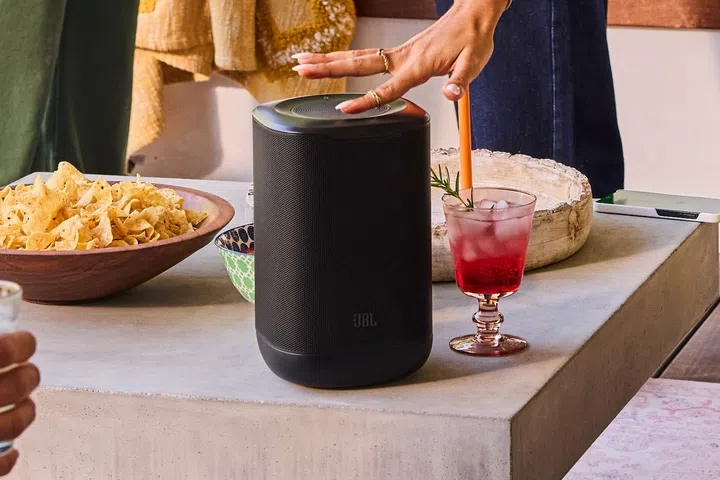 JBL P1