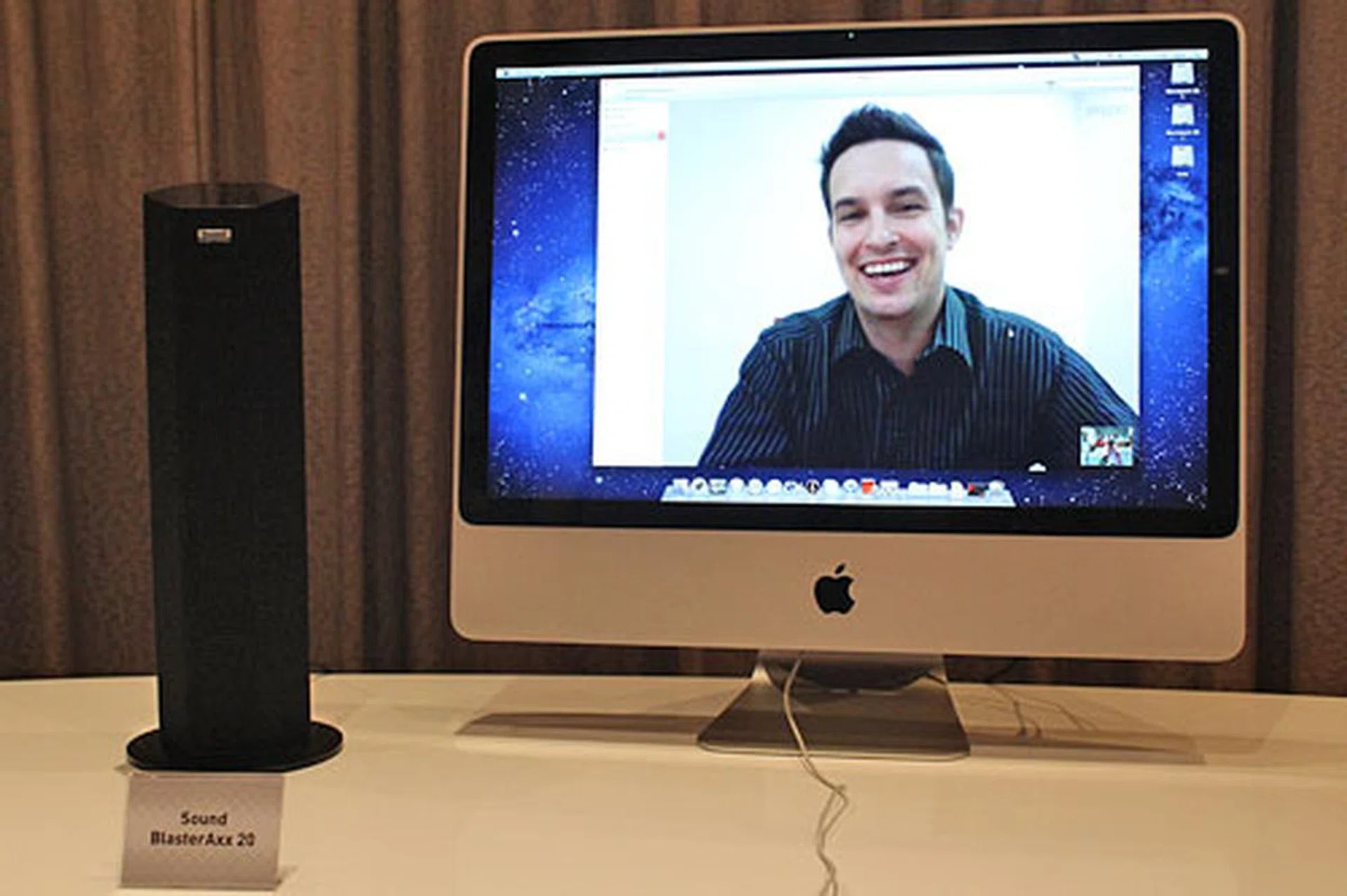 When dealing with calls, we were pretty impressed with the echo cancellation and ambient noise reduction performance of the Sound BlasterAxx. With Smart Volume and the dual-mic array, there's no need to shout even if you're at the other end of the room.