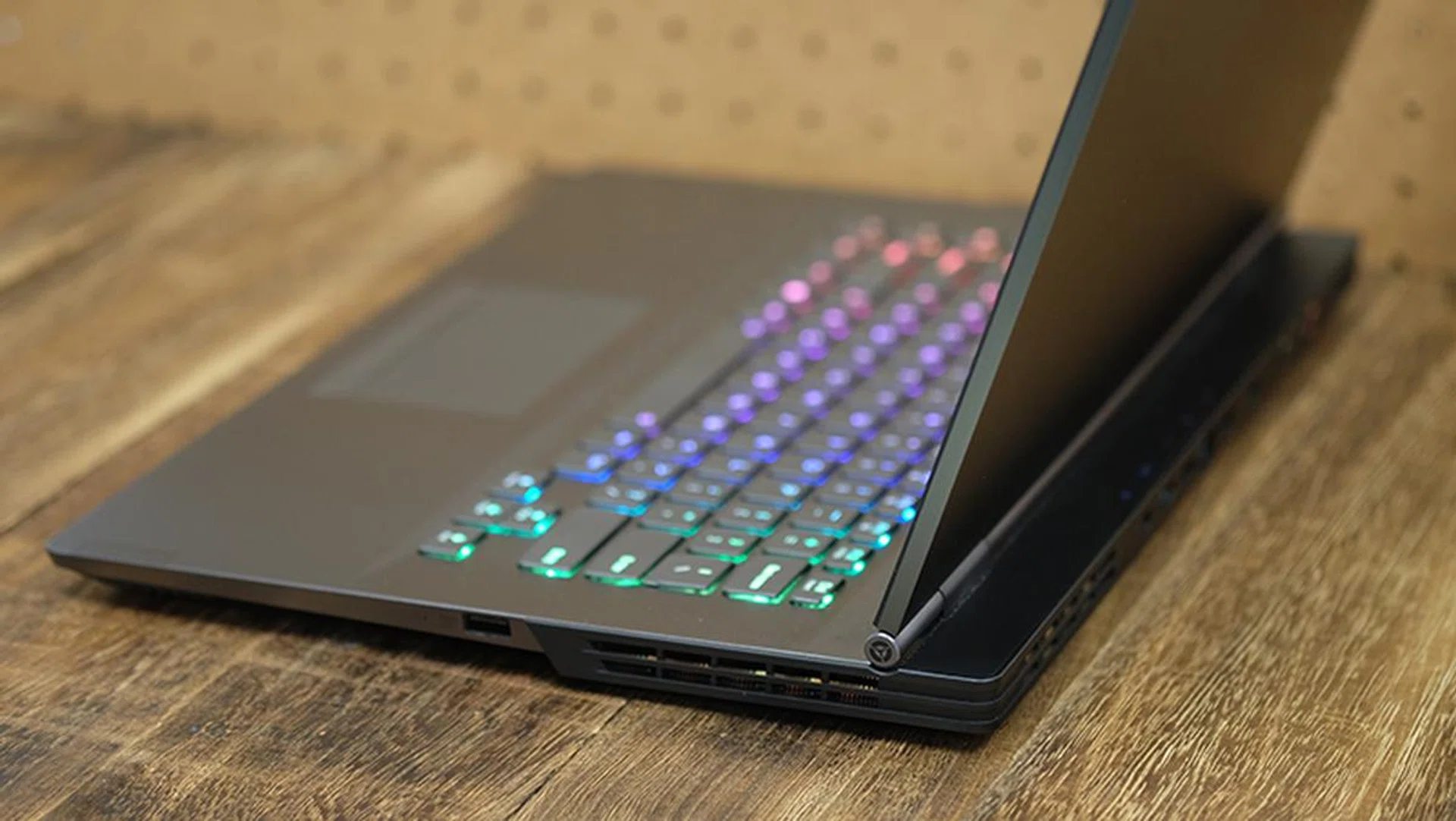 Lenovo Legion Y740