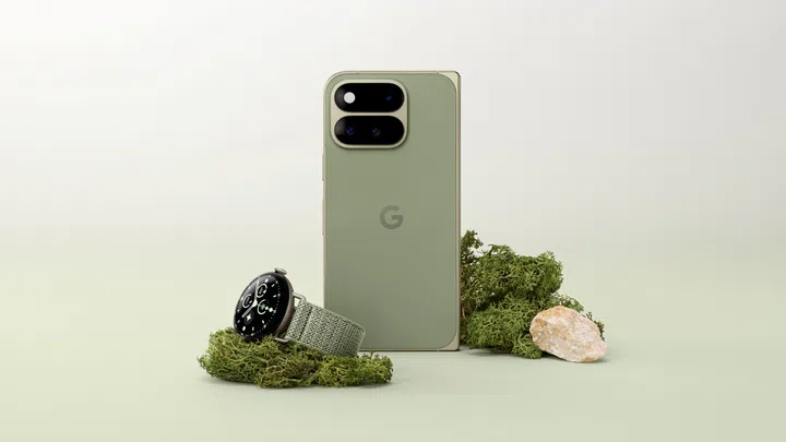 Google Pixel 11 Pro Fold in Olive
