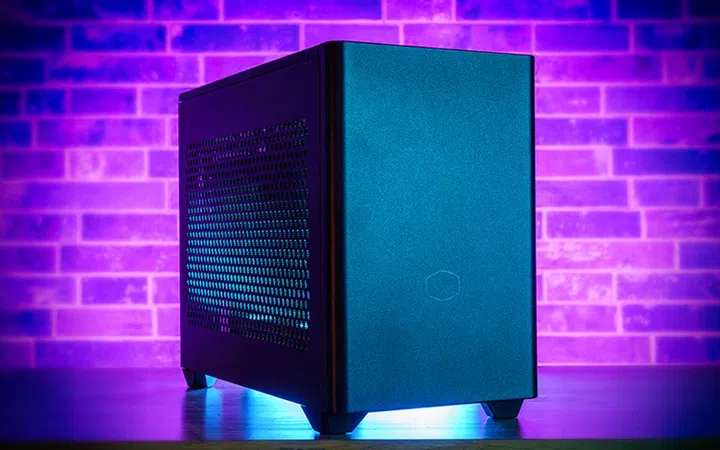 Cooler Master MasterBox NR200