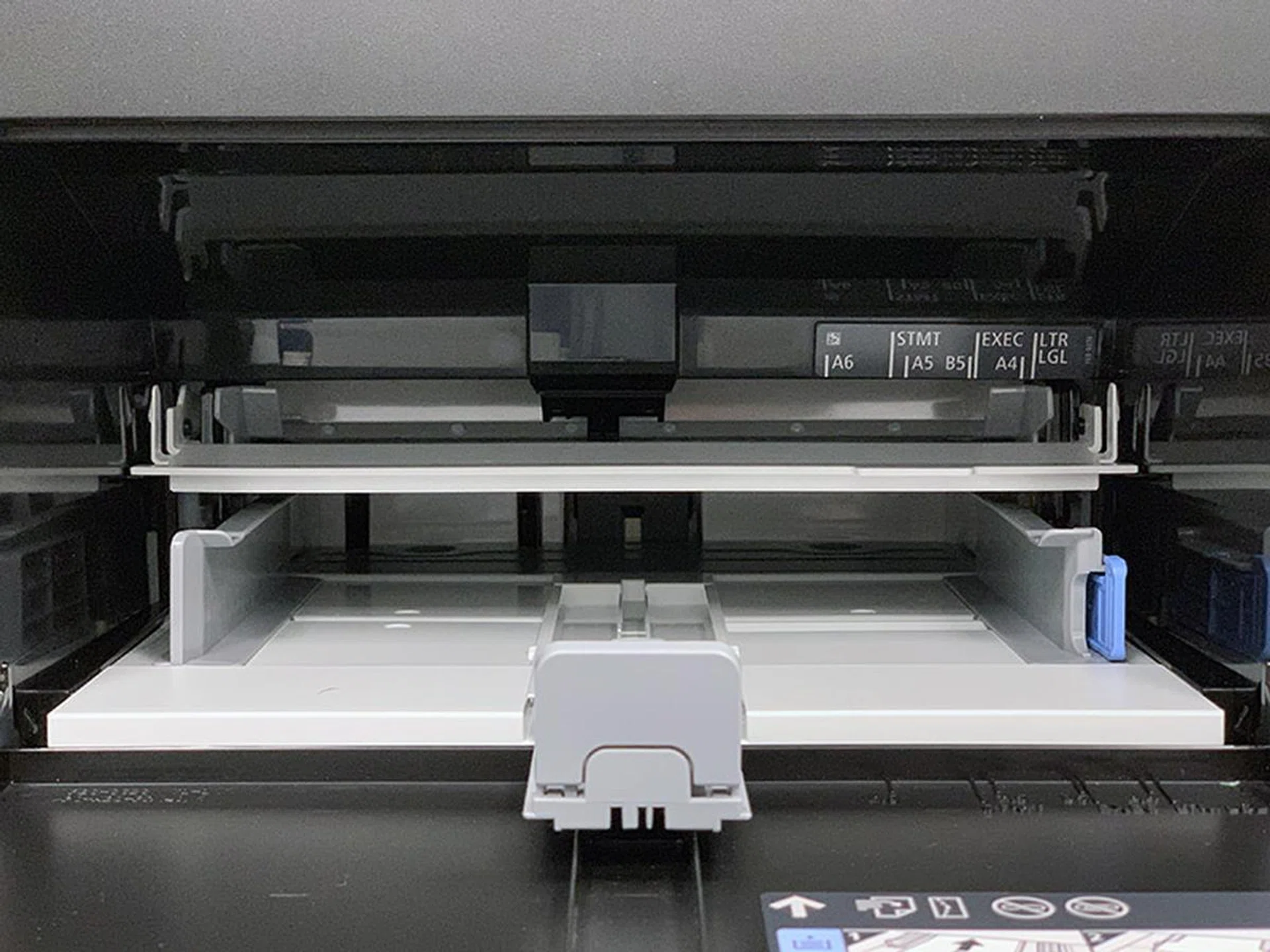 The front paper cassette can accommodate 250 sheets of plain paper.