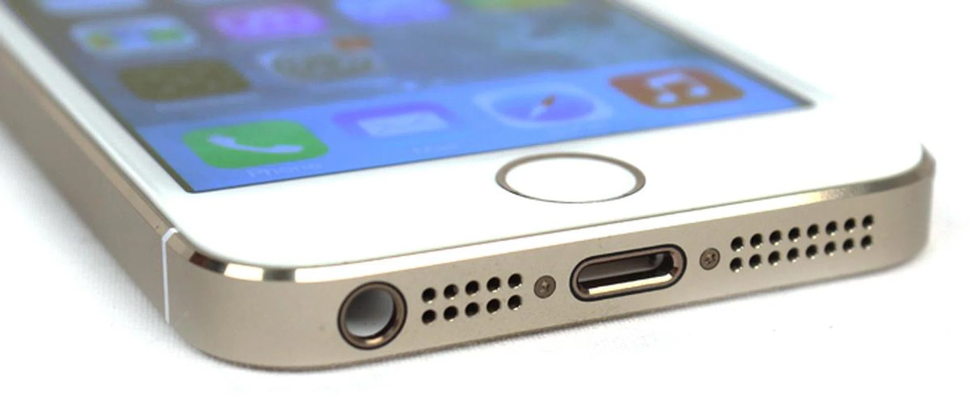 Even the headphone jack and torx screws are gold colored.