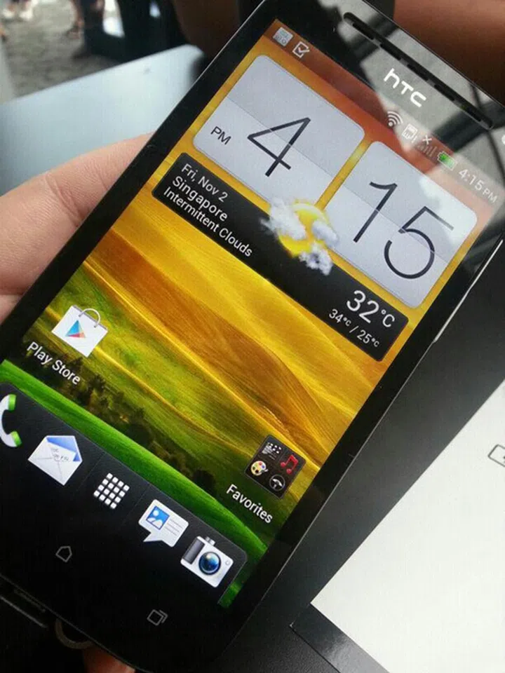 The HTC One SV has a 4.3-inch Super LCD 2 display.