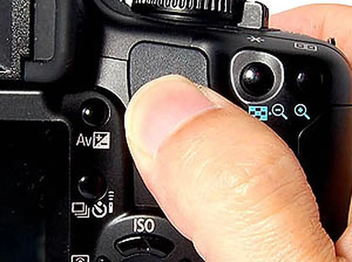 Canon EOS 400D 10.1-megapixel DSLR | HardwareZone Singapore