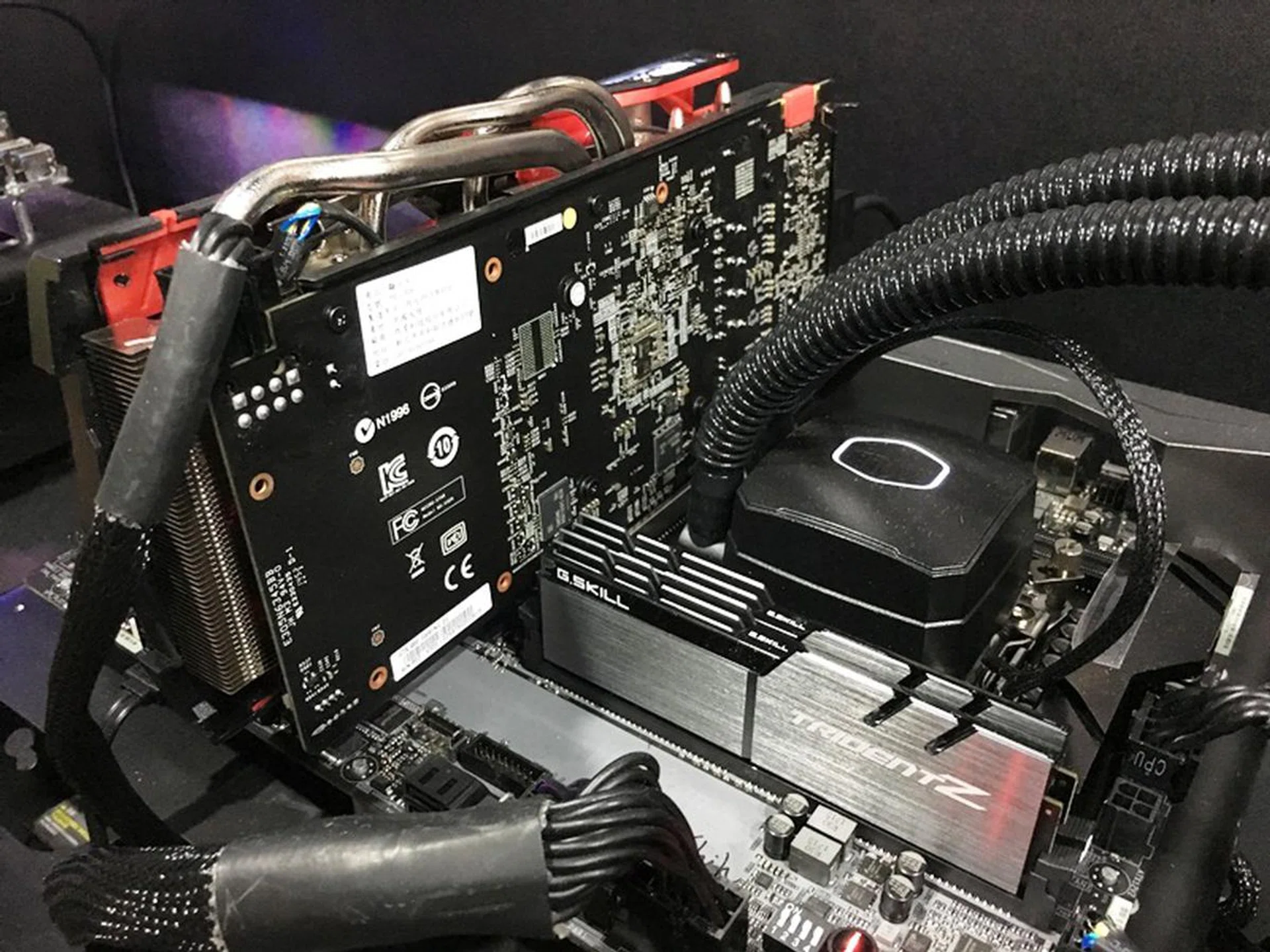 g.skill, gskill, memory modules, ram, kits, geekbench3, 3dmark11, cinebench r15, computex 2017, trident z, ddr4, intel core x-series, processor, liquid nitrogen, ln2, roberto sannino, rsannino, asrock, x299 oc formula, motherboard, gigabyte, x299 soc champion, intel x299, overclocking, asus, prime x299-deluxe, evga sc17, gaming laptop 
