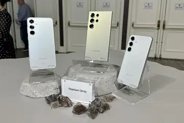 Samsung Galaxy S24 series in Gray colourways.