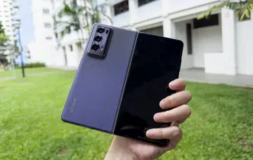 Honor Magic V2.