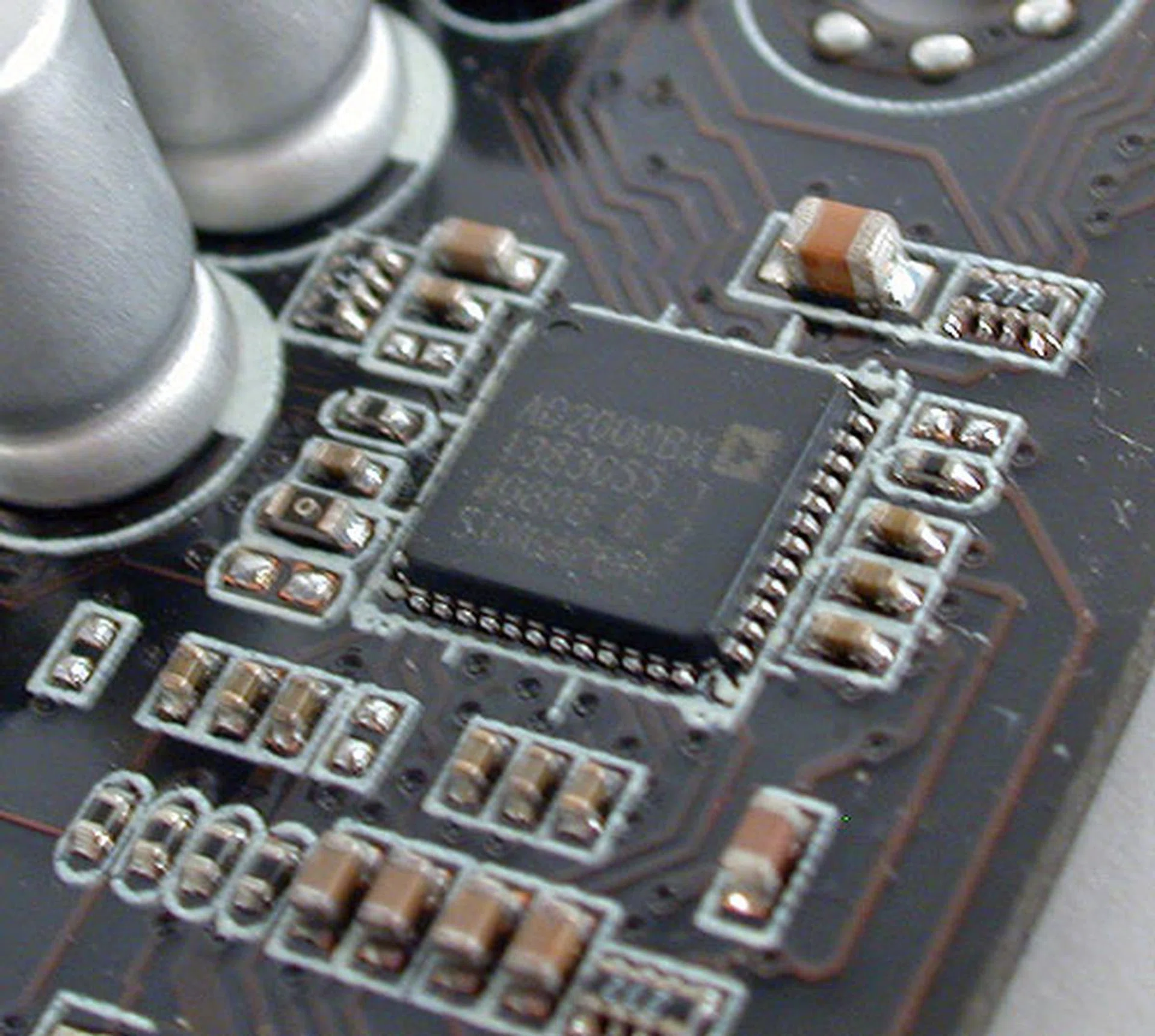 This appears to be a newer Analog Devices audio CODEC, which we didn't manage to find at the audio manufacturer's website.