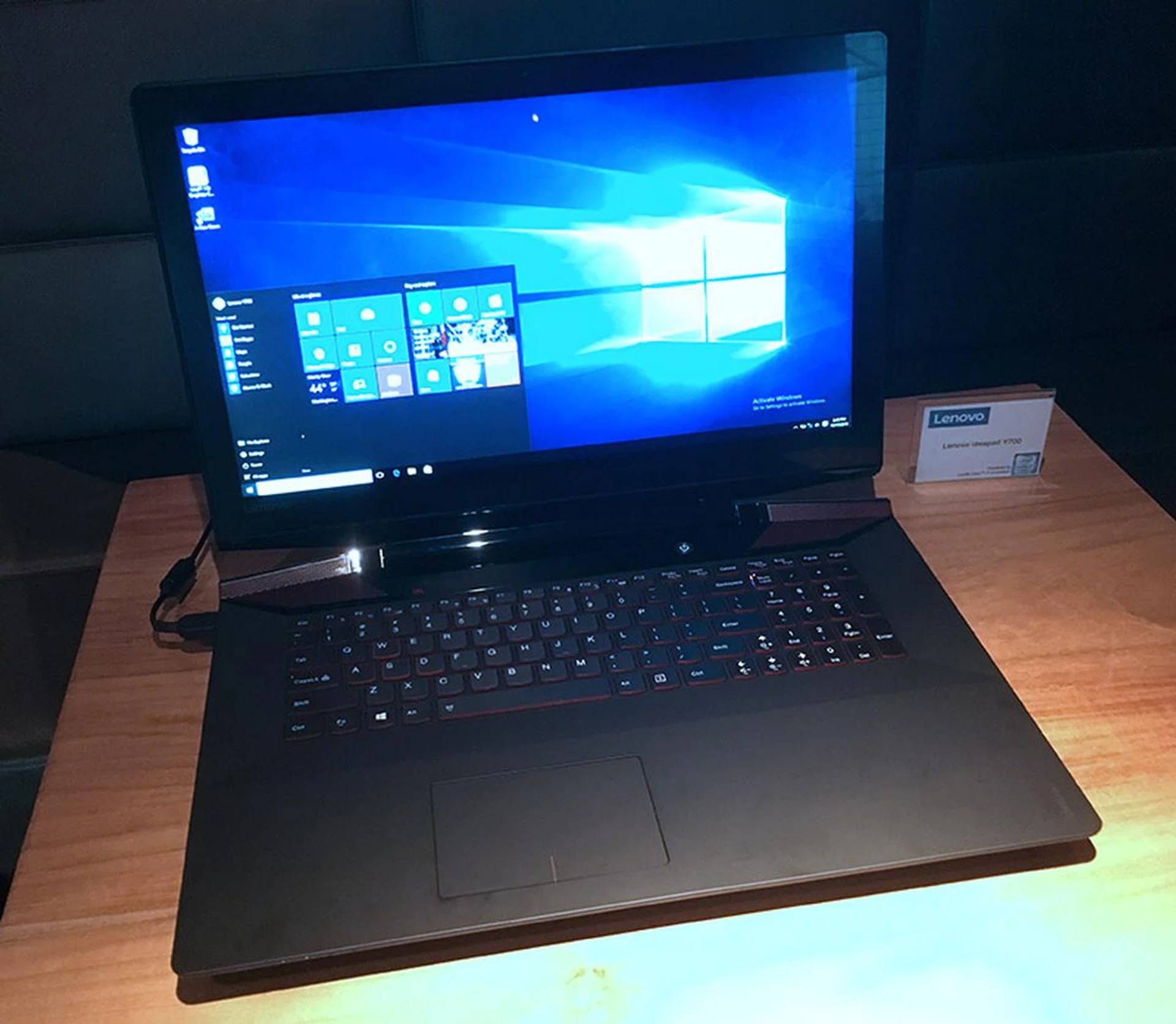 The Ideapad Y700 is a reasonably portable 15.6-inch gaming notebook.