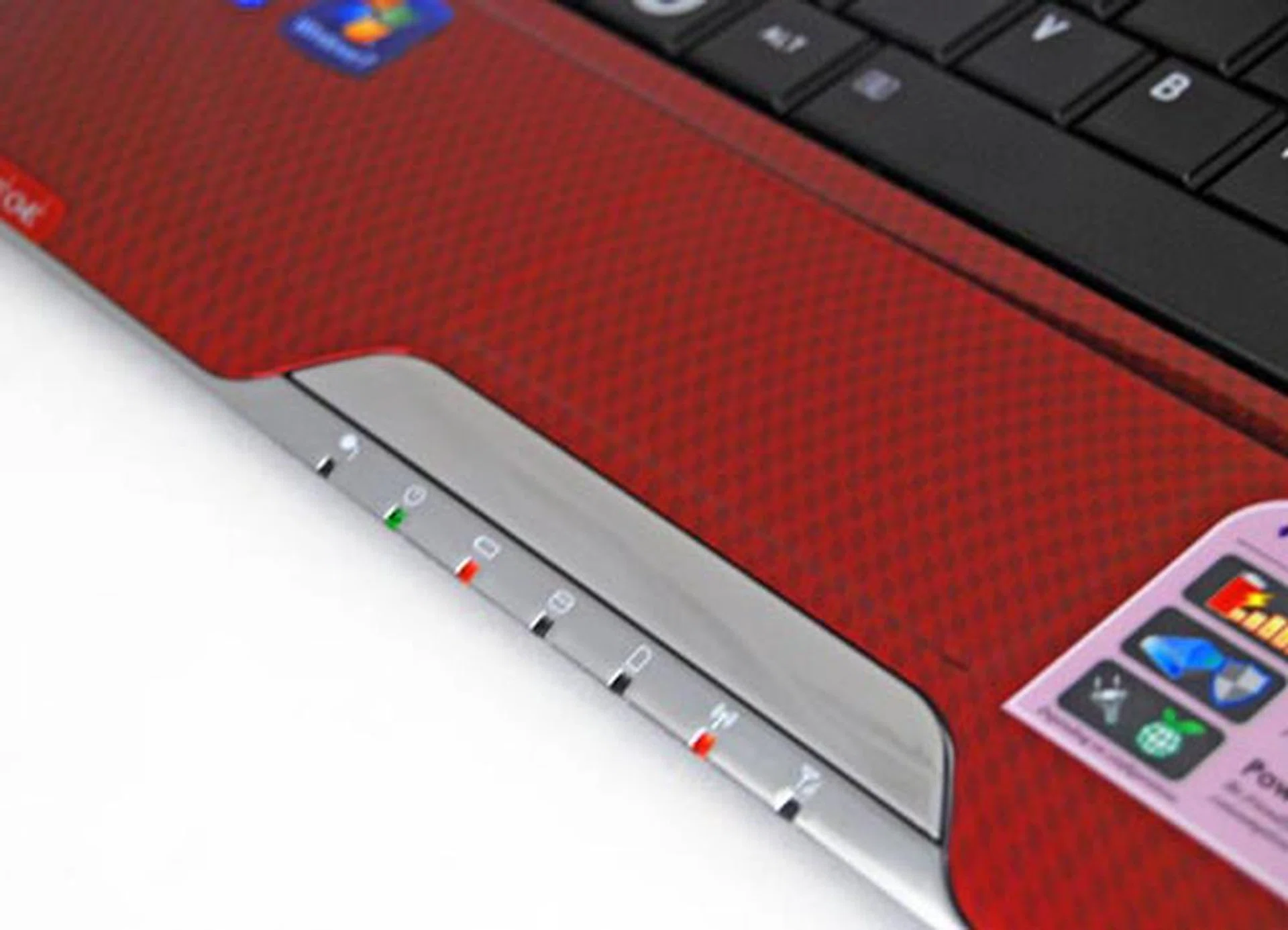 We had some issues with the response and tracking performance of the trackpad, so you may want to watch out if you aren't using a mouse.