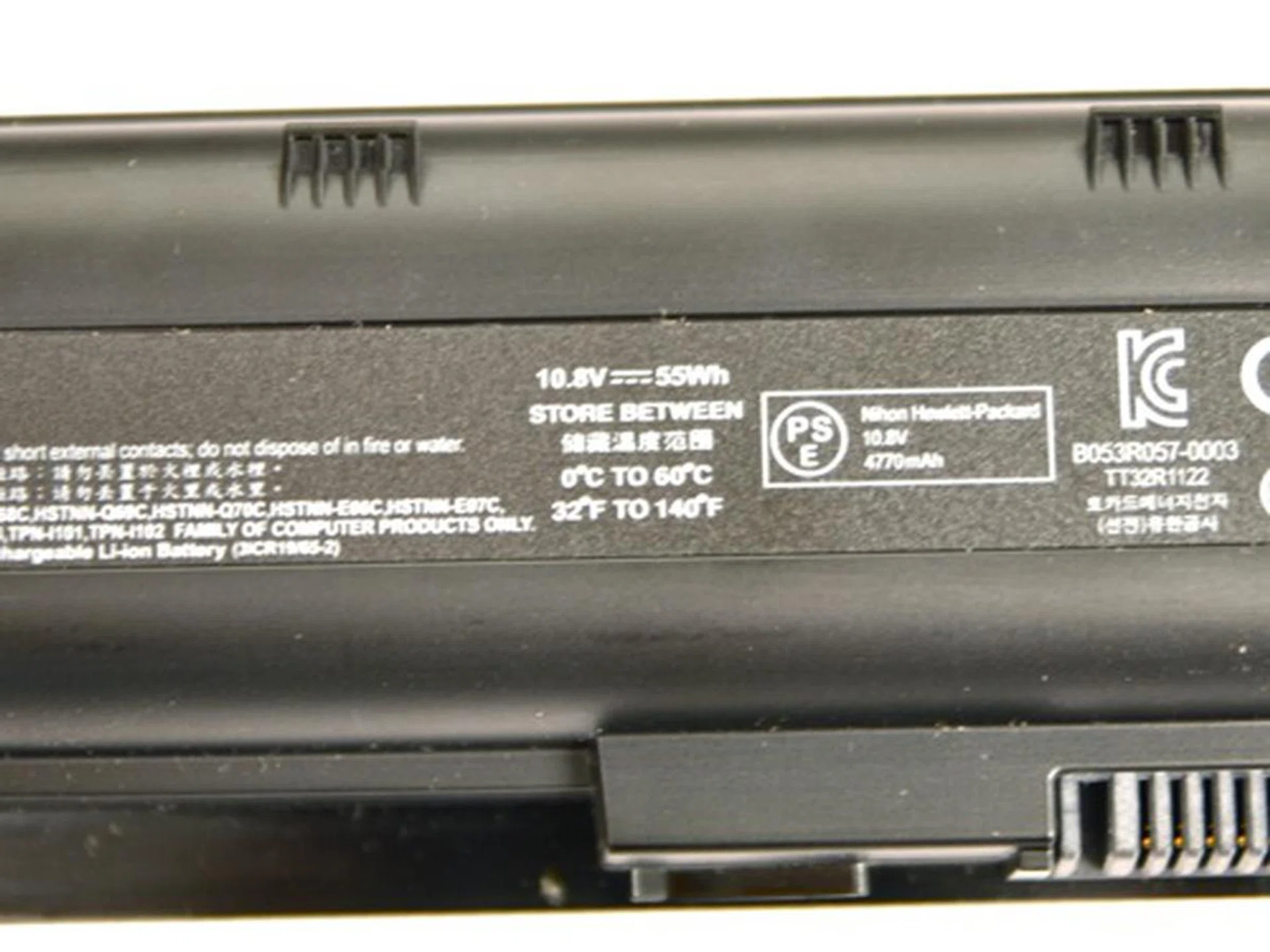 The power-saving nature of the second generation processor requires less power, hence the 10.8V, 4770mAh battery.