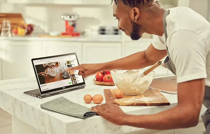 LG gram 14 2-in-1 (Image source: LG)
