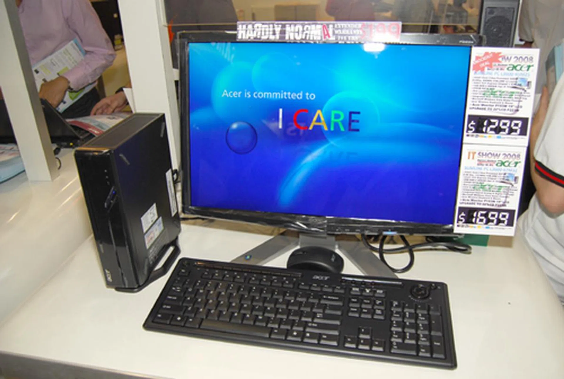  Priced at either S$1299 or S$1699 for its 2.2GHz or 2.66GHz variations, the Acer Aspire L3600 packs 1GB of DDR2 RAM (2GB for its 67M32 variation) in a slim chassis measuring 25cm x 6cm (L x W). It is one of the star buys for Acer desktops, with an option to upgrade from its bundled 19-inch monitor to 20-inch at just S$49.  