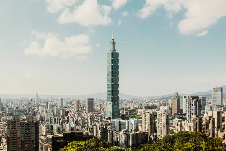 Overview of Taipei 101 from Elephant Mountain