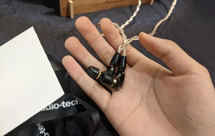 The Campfire Audio Axion's USB DAC only works with its included USB-C cable, but it does also have MMCX connectors if you want to swap it out with a more conventional audio jack. Photo: HWZ.