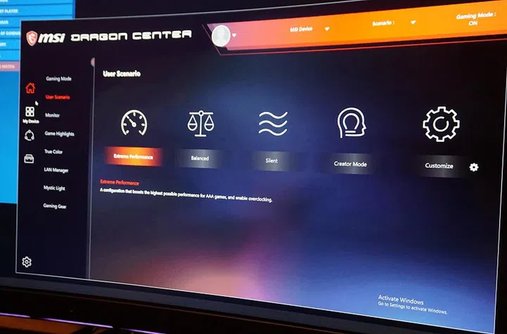 The updated Dragon Centre has a much more modern UI that keeps up with current typography and visual presentation trends. Good job with the simplicity and modern look, MSI.