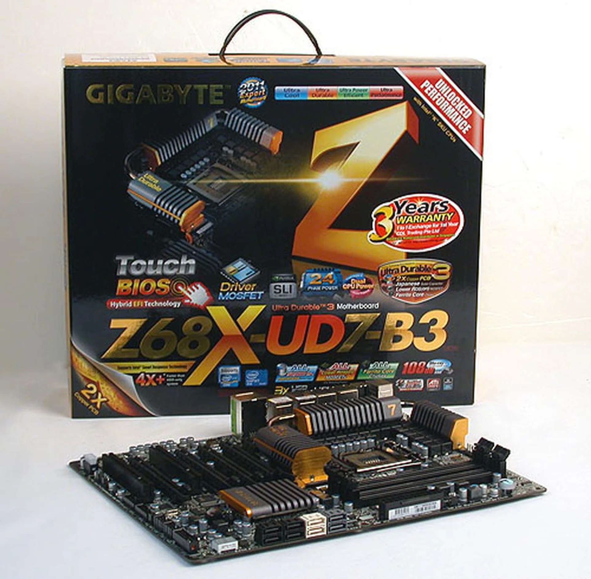 Gigabyte seems to believe that the more logos the better, with the packaging of this Z68 board festooned with them.