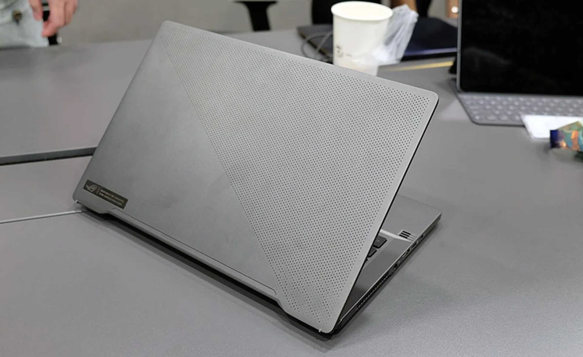 ASUS ROG Zephyrus G14