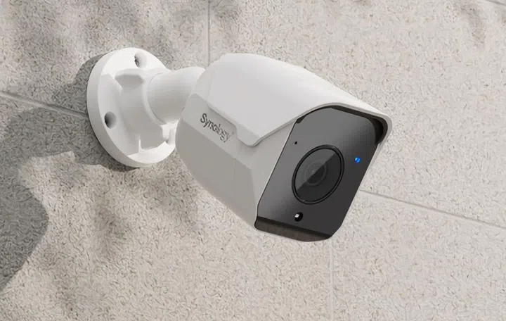 Note that the BC500 doesn't rotate. Image source: Synology.