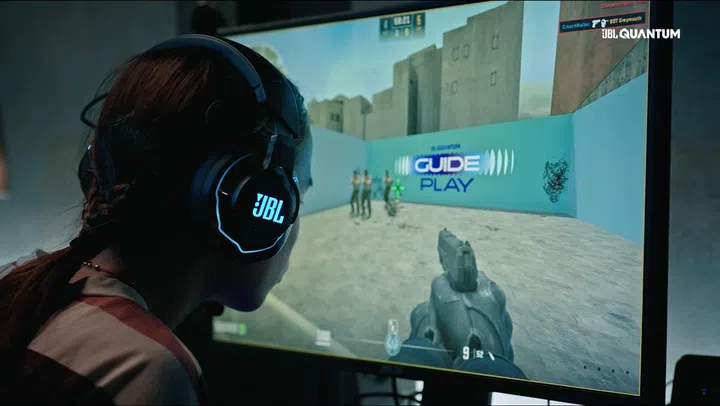 JBL Quantum Guide Play with player in action.
