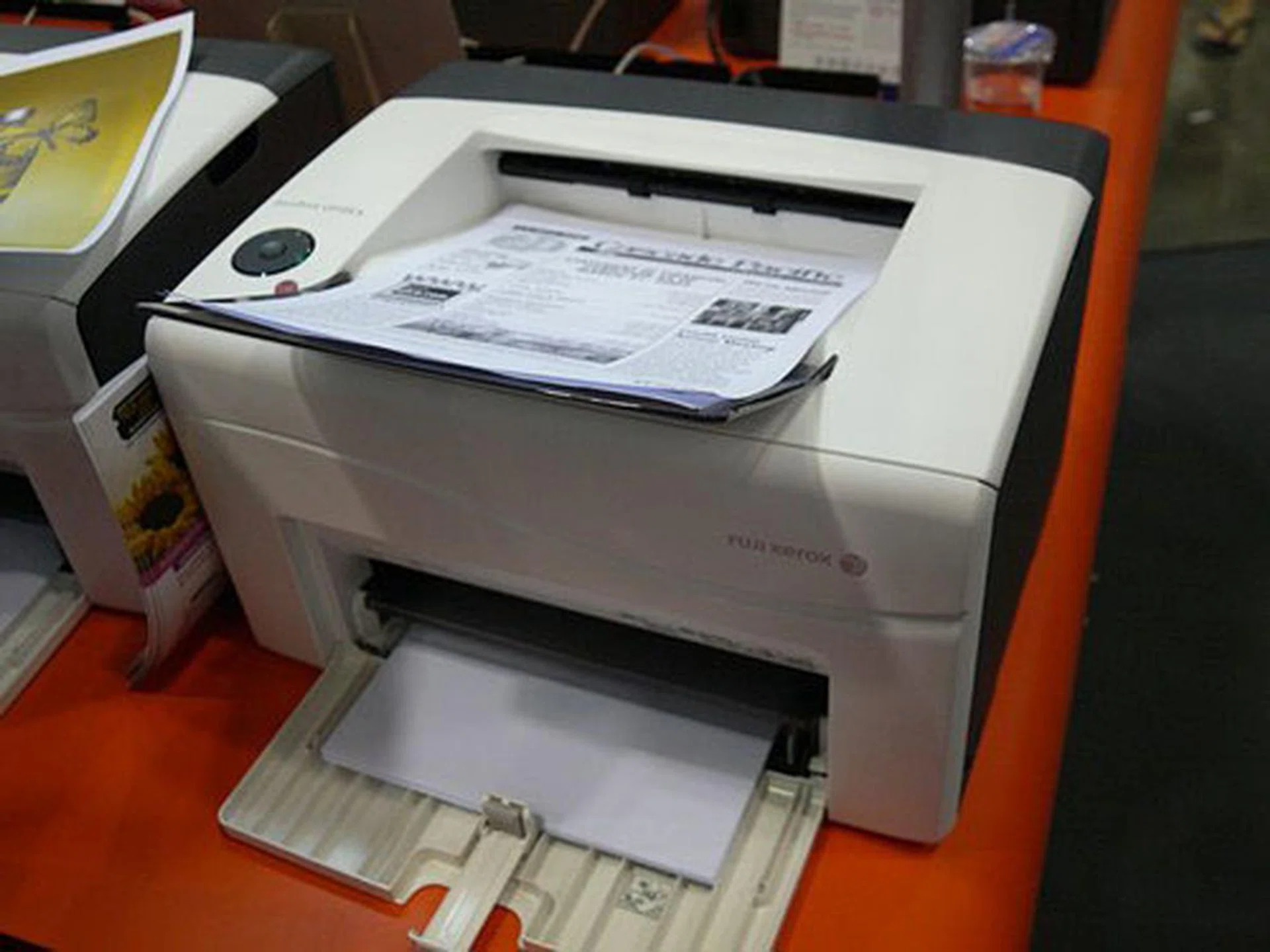 Another Fuji Xerox star buy, the DocuPrint CP105 b A4 color printer is going for $299 (U.P. $329).