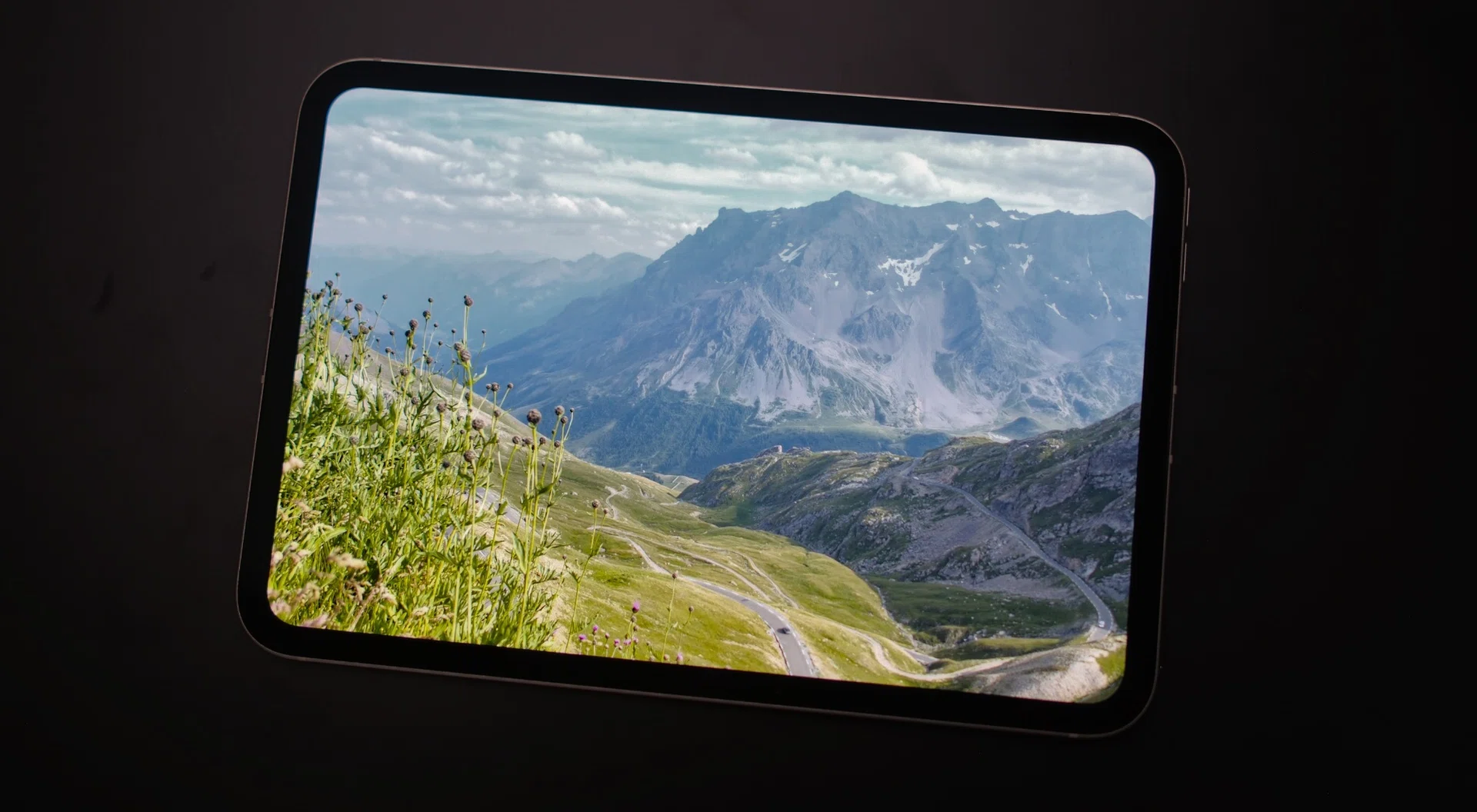 iPad mini OLED display