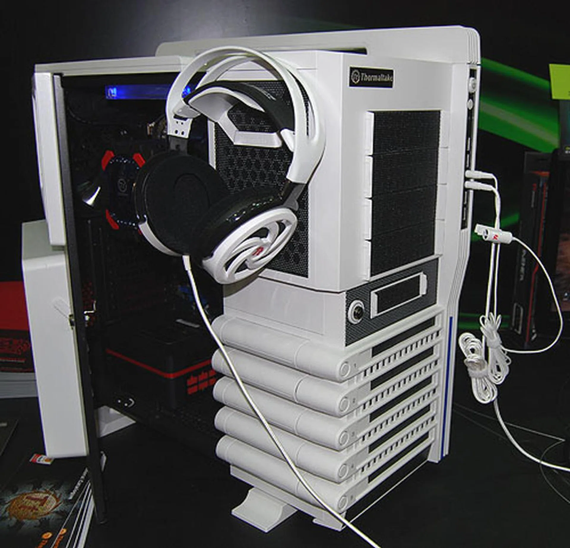 This is the Snow Edition Level 10 GT chassis. 