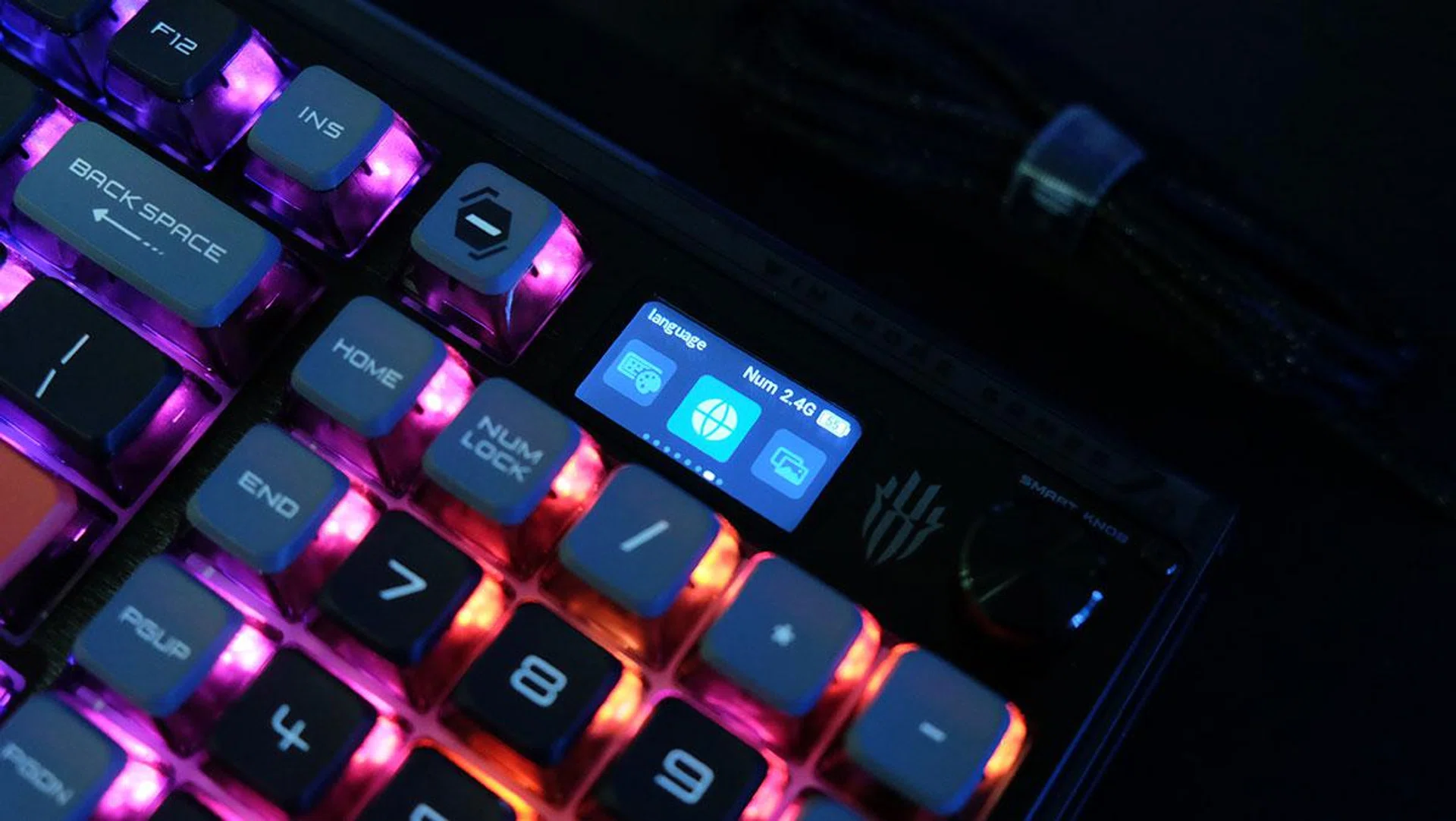 The LCD display is incredibly crisp.