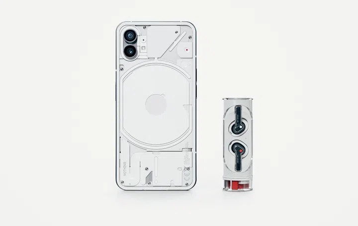 Nothing Phone (1) [left] with Nothing Ear (stick) [right].