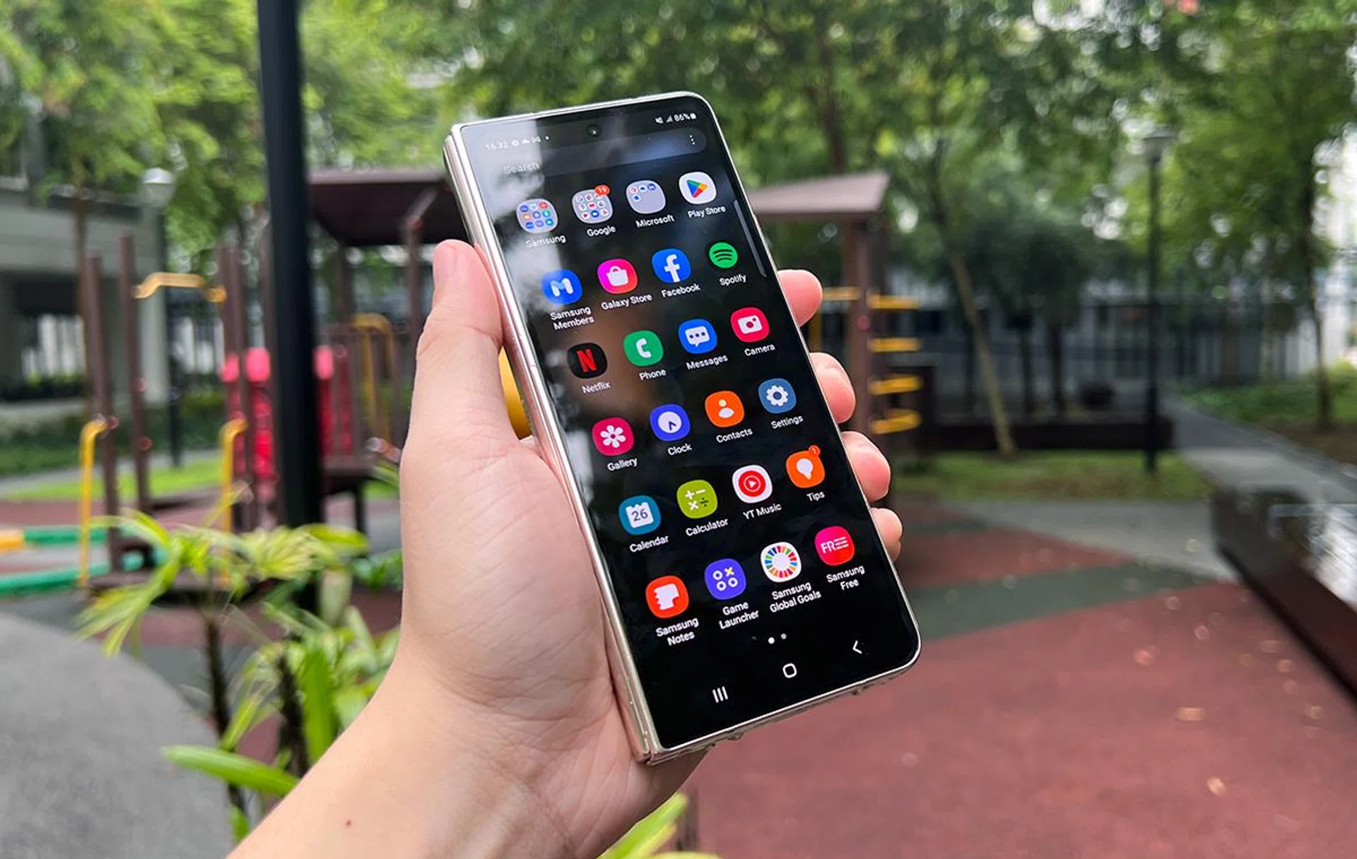 Would you be able to tell this is Android 12L at a glance?