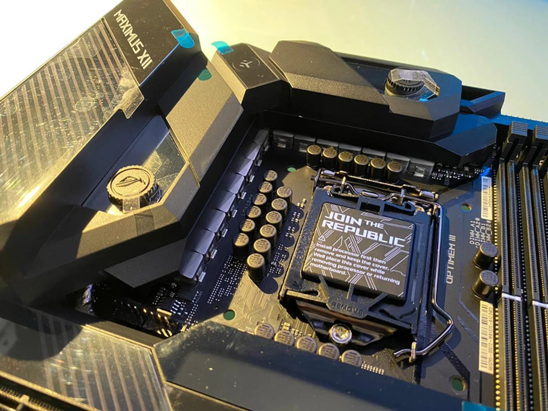 The ROG Maximus XII Formula is based on the Intel Z490 Chipset that supports the chipmaker's newest 10th-Gen desktop processors.