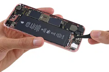 Most phones will tell you their battery capacity in the spec sheet, but iPhones don't. To find out, we've to wait for teardowns from good folks like iFixit. (Image source: iFixit.)